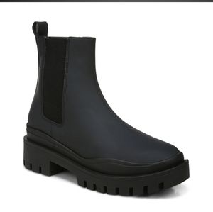 Vionic Karsen Women's 9.5 boots